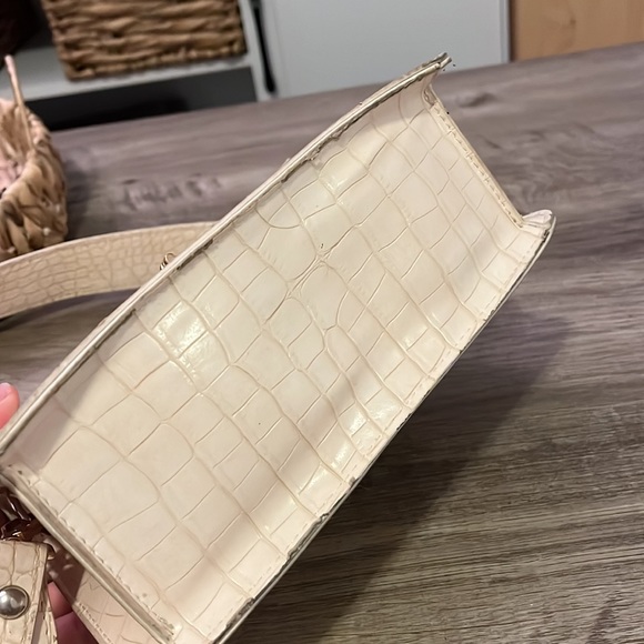 Purse - Picture 5 of 5